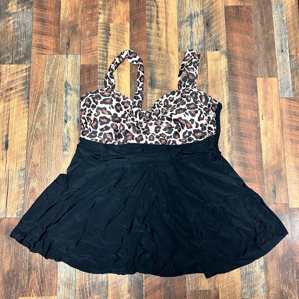 Leopard Print and Black Women's Swimsuit - Picture 5 of 7